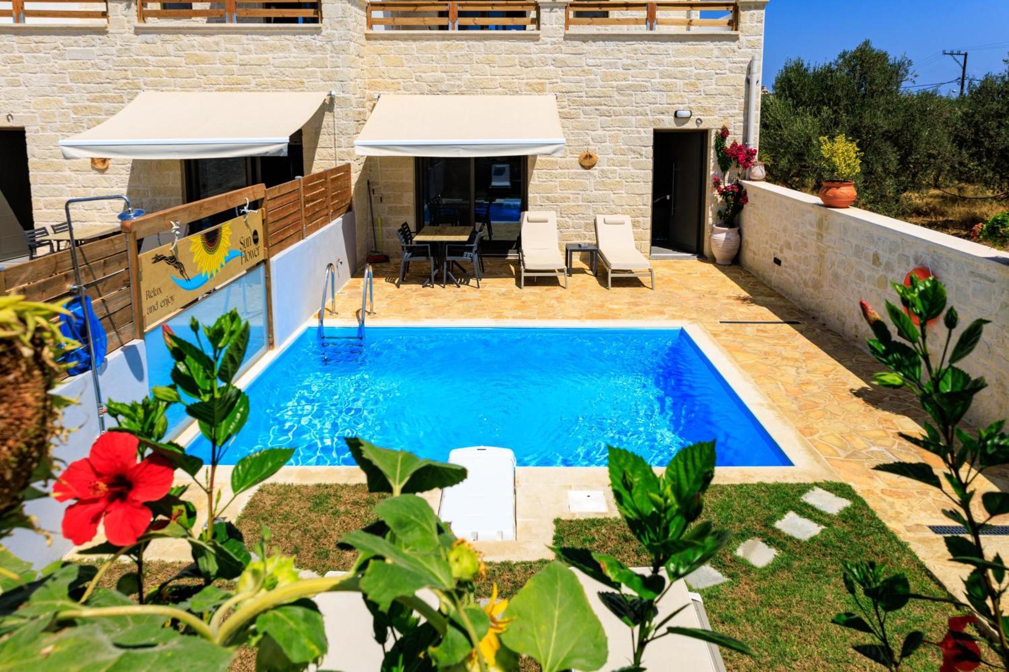 Sun Flower Villas With Sea View Агия-Марина Экстерьер фото